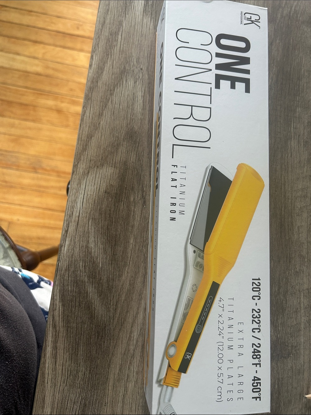 Global keratin One Control Titanium Flat Iron - Yellow